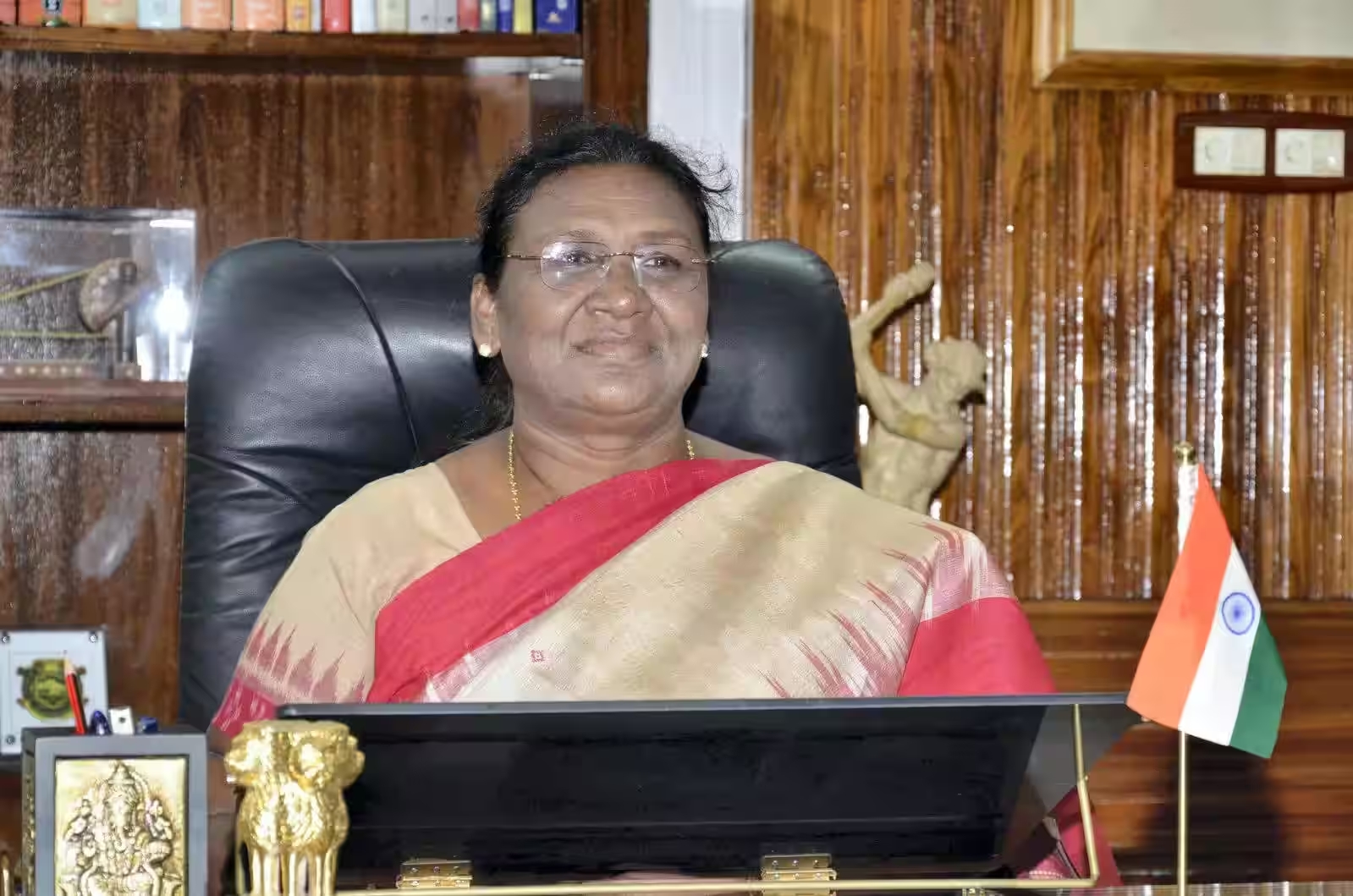 President Draupadi Murmu extends Diwali greetings to the nation