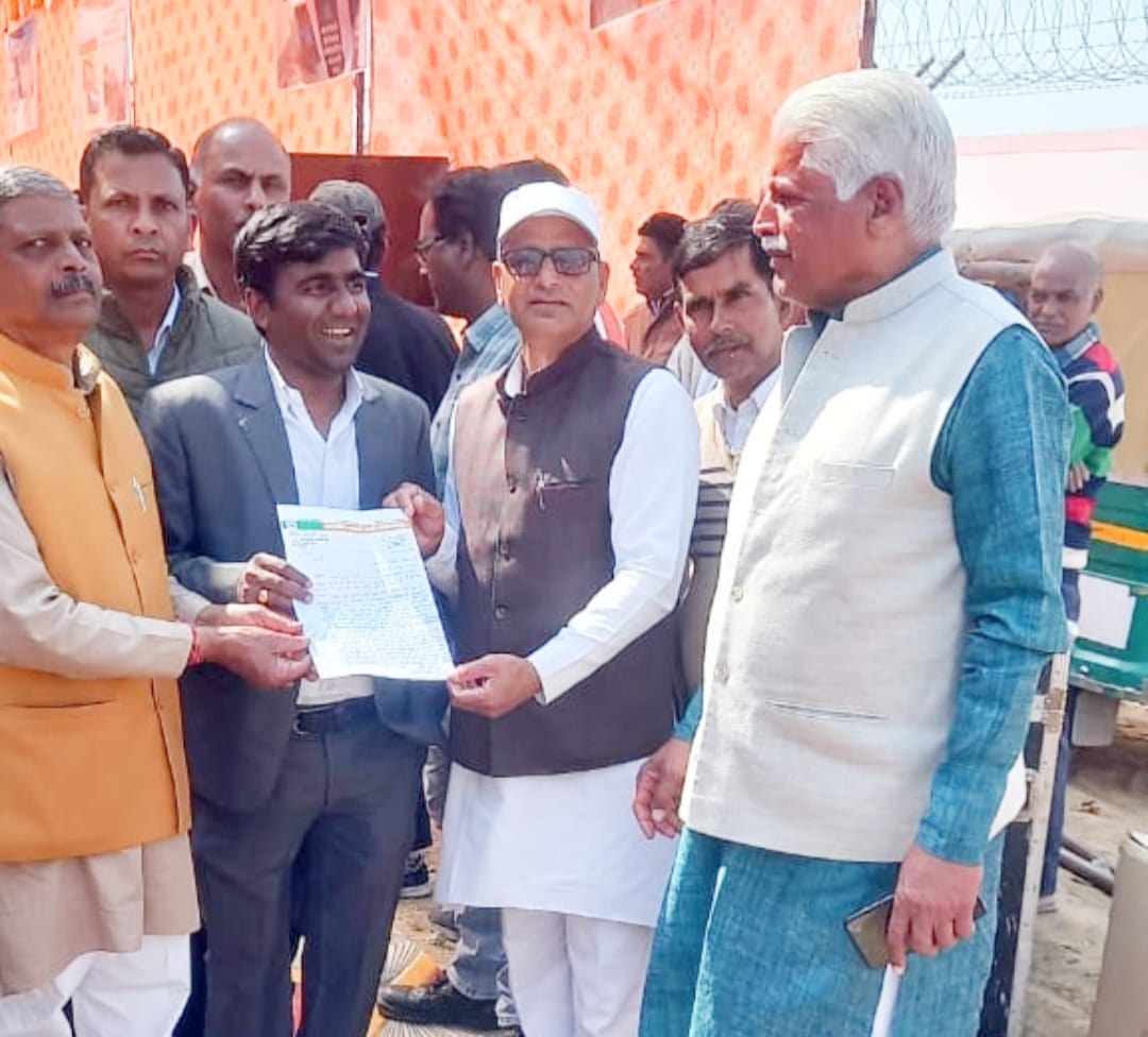 Memorandum submitted for operation of passenger trains at Talhedi Budjar railway station1