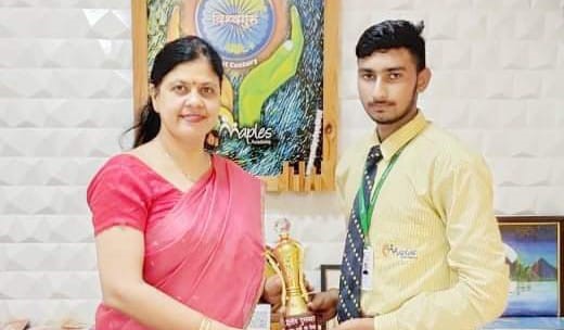 Maples Academy's Class 11 student Chahat Singh brought laurels to the school by performing excellently in relay race