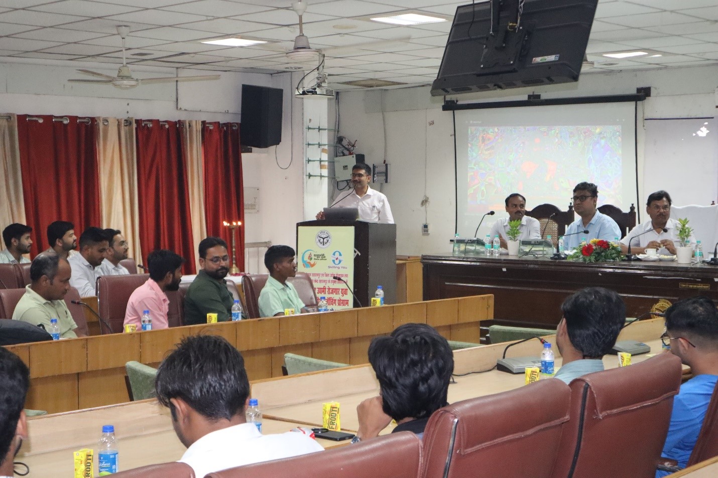 Launching program of "Saurya" (Saharanpur Udyam Rojgar Yuva Abhiyan) was organized in Saharanpur