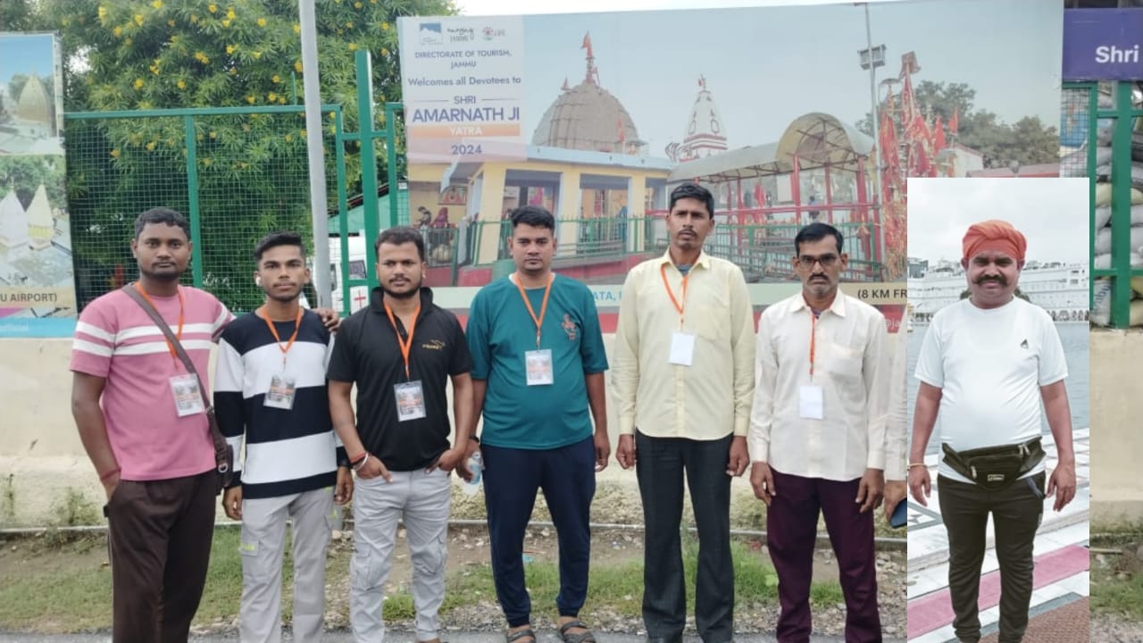 Jalabhishek took place in Chandpuri Ram Temple