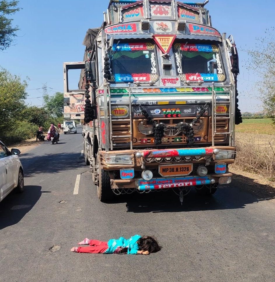 The truck crushed the innocent waiting for the father