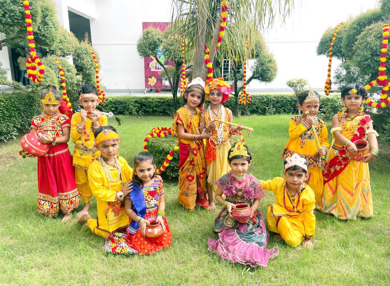 Sri Krishna Janmashtami festival was celebrated with great enthusiasm in Maples Academy premises of Deoband