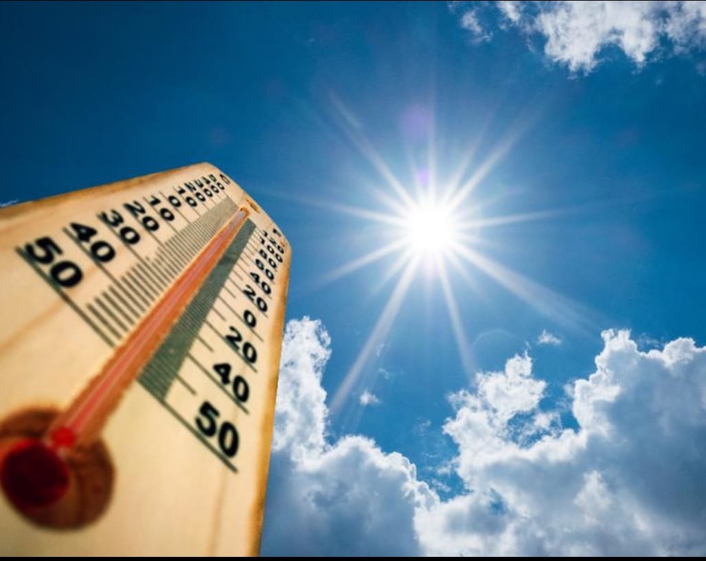 The sun started blazing, the temperature crossed 39