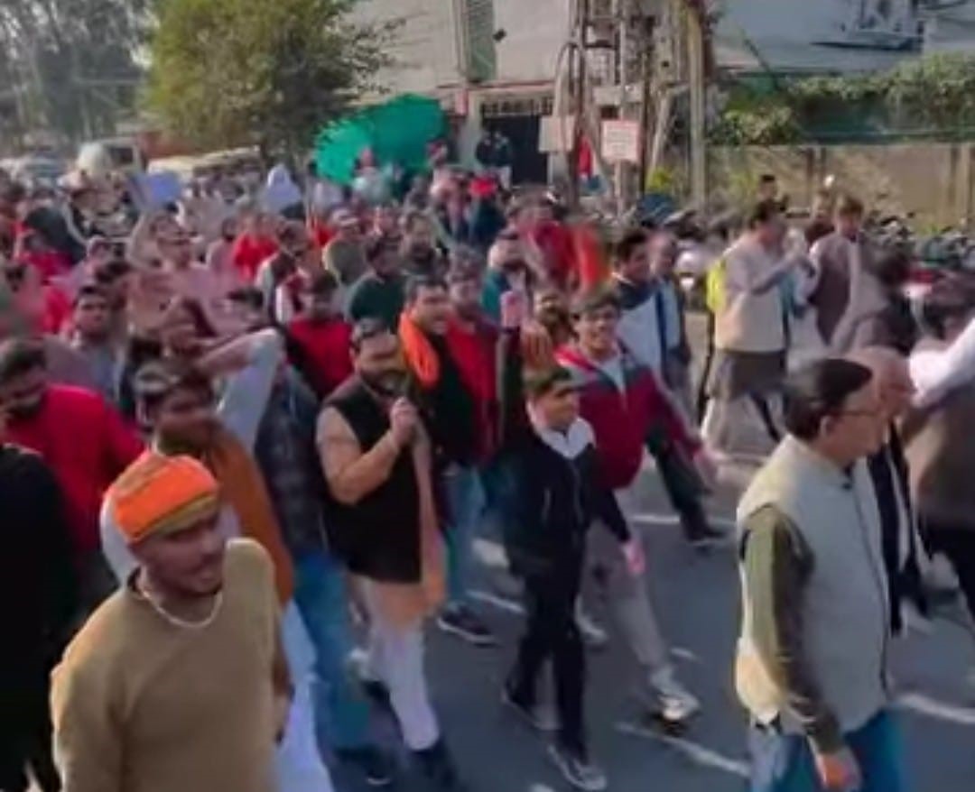 Sangh-BJP Sadhus and Saints handed over memorandum to President