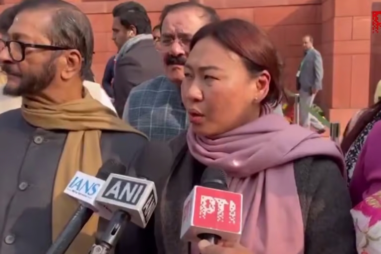 'Rahul Gandhi came very close to me, was shouting'