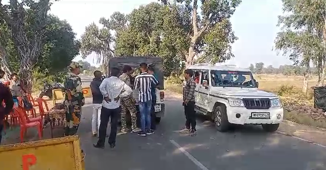 Police increased vigil on MP-UP border