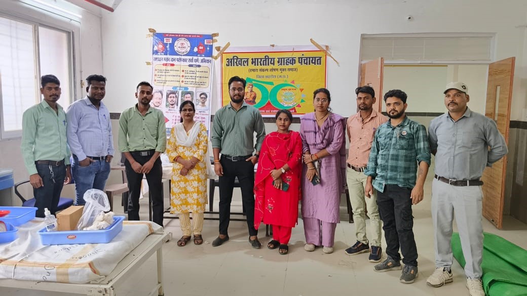 Blood donors donated 15 units of blood