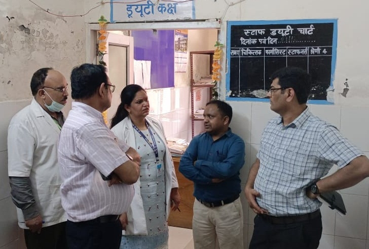 CMO reached Deoband and conducted surprise inspection of CHC