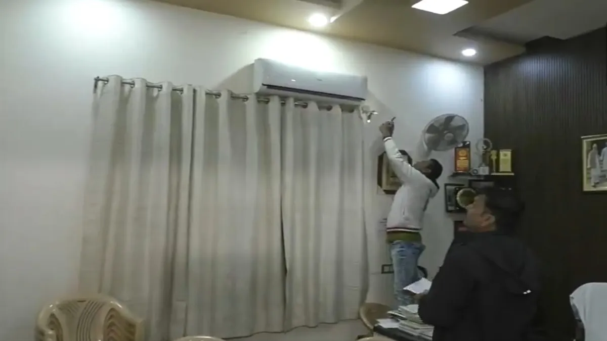Electricity is 'free...free...free' inside SP MP Zia ur Rehman's house