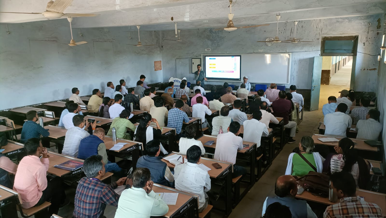 Training given to master trainers in new college for Lok Sabha