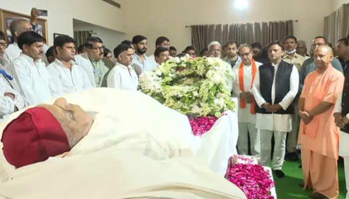 Mulayam Singh Yadav funeral