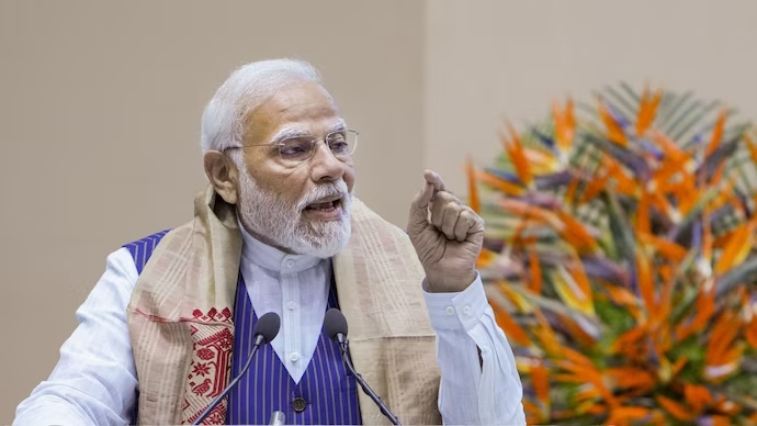 Preparation for PM Modi Mission 2024 begins, NDA MPs divided into 10 groups