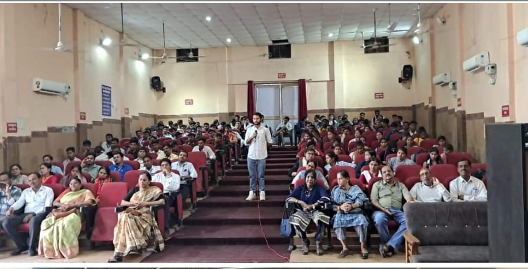 Youth dialogue program organized