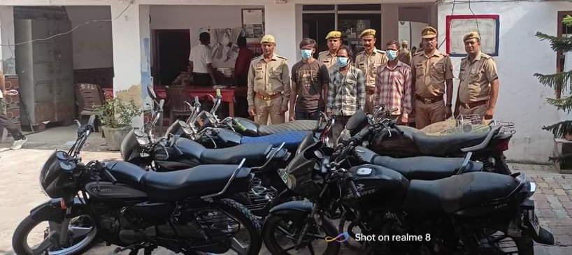 Police arrested three thieves along with stolen bikes during vehicle checking
