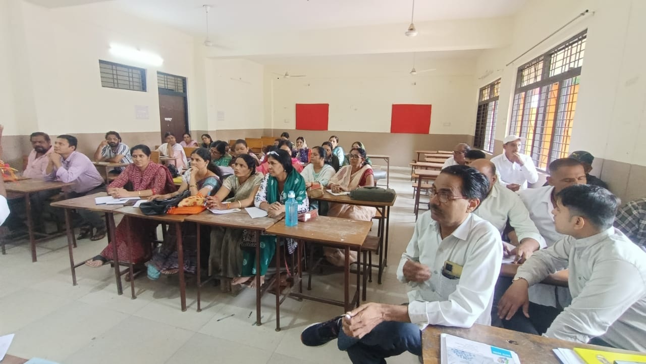 Educational dialogue of class 3 teachers organized under Mission Ankur