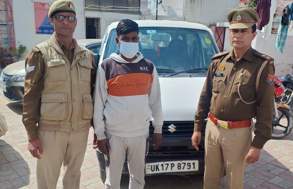 Police arrested a liquor smuggler in Saharanpur
