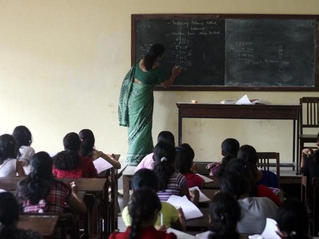 Government teachers be careful!