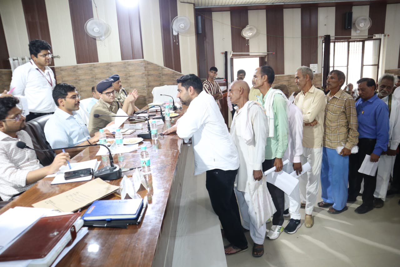 A total of 46 complaints were received in the Sampoorna Samadhan Diwas organized in Deoband, three complaints were resolved on the spot