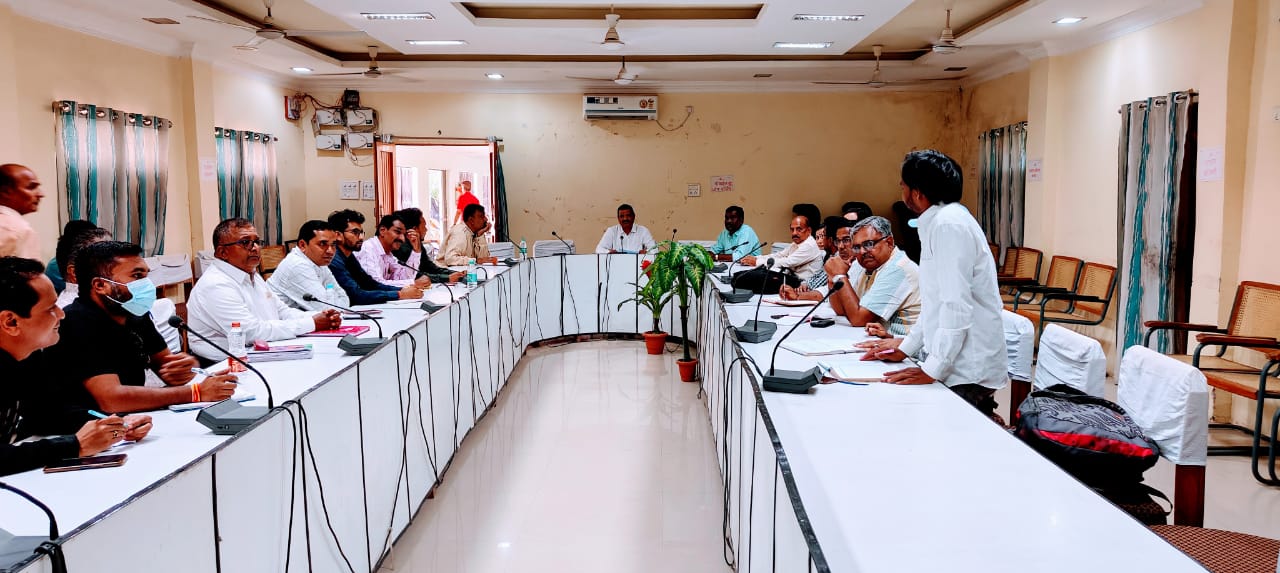 District Election Officer Collector Shri Priyank Mishra issued instructions for the Assembly General Election 2023 in Dhar