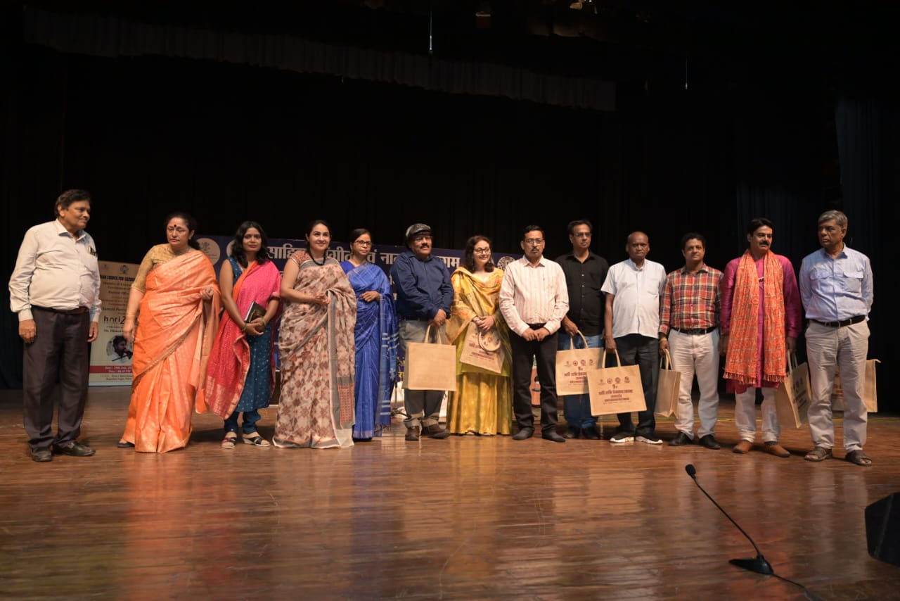 Litterateurs and artists gave their presentation in Sahitya Sangeet and Natya Sammelan