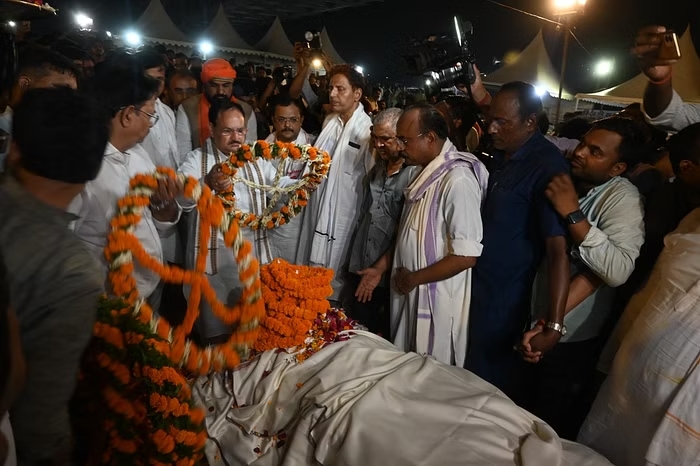 Sushil Modi bid farewell with state honours