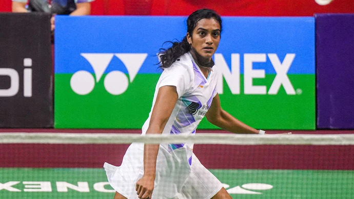 PV Sindhu escapes upset