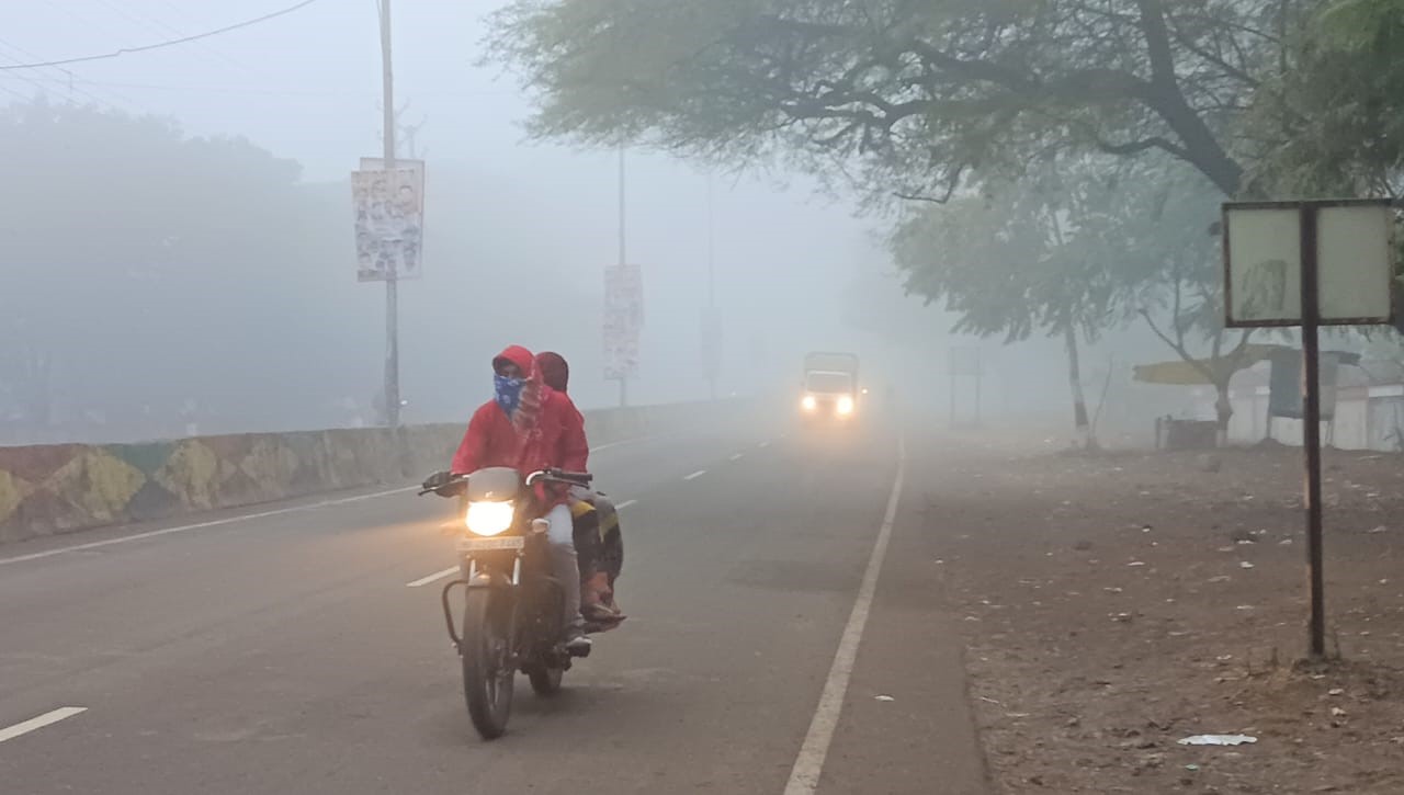 Morning started with dense fog