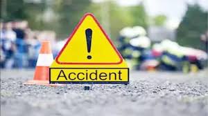Youth dies due to collision with pickup vehicle