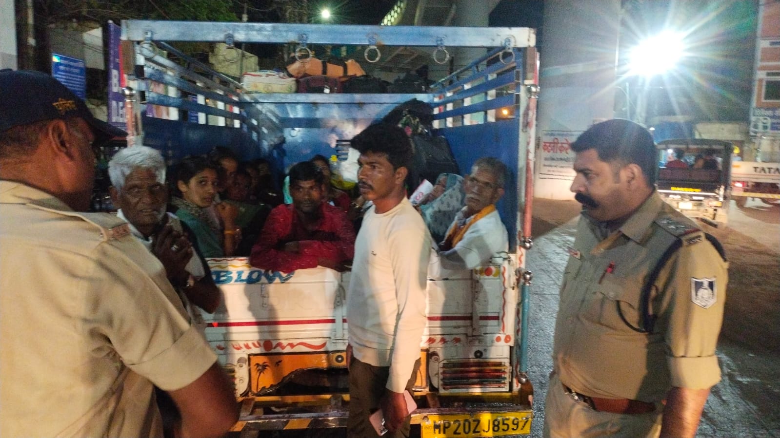 Kotwali police launched special checking campaign at Mission Chowk