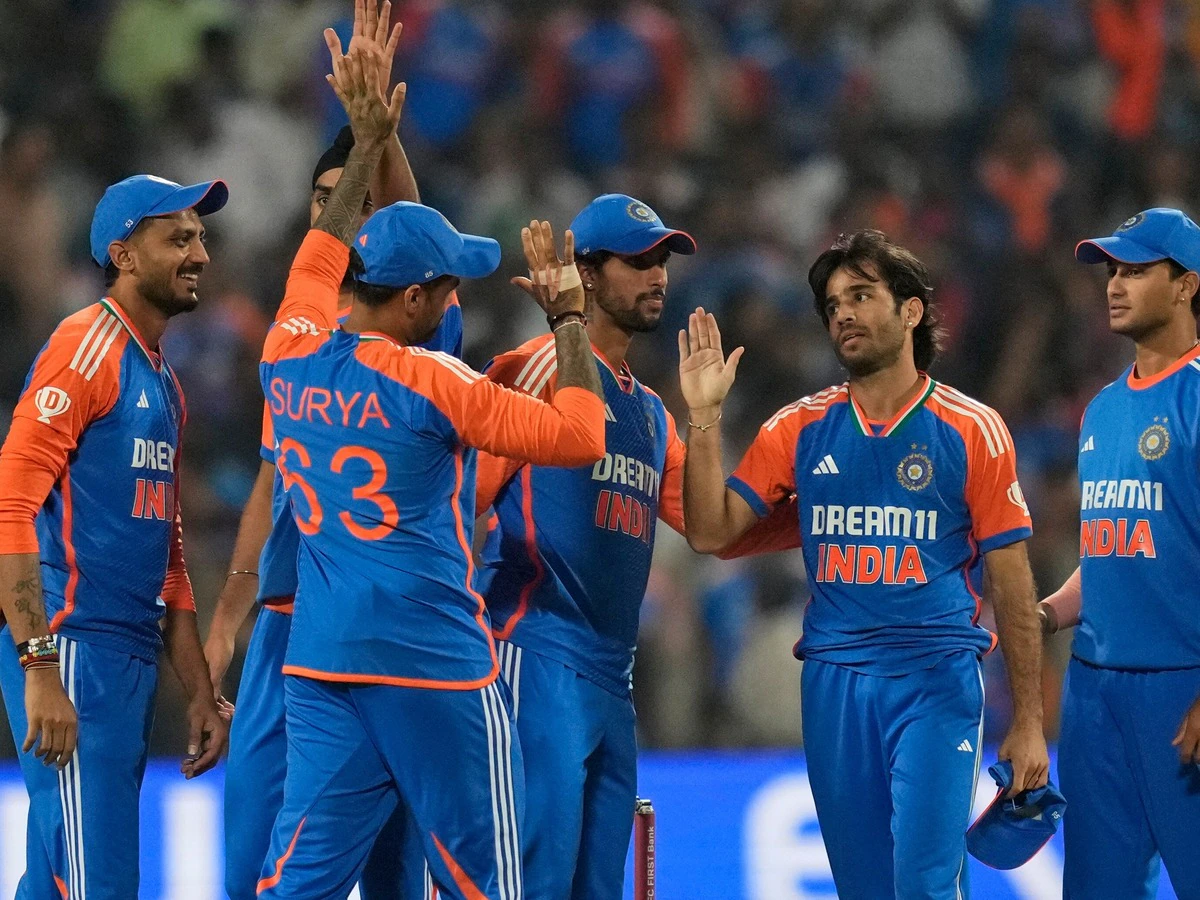 India beat England by 15 runs in the fourth match