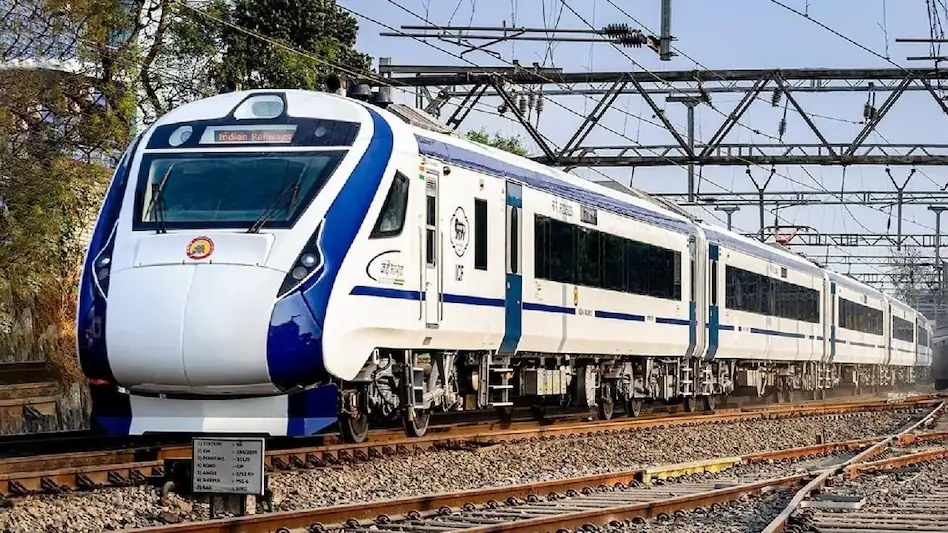 900 KM rail track, 64 new stations