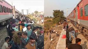 Passengers jumped off Pushpak Express after rumours of fire