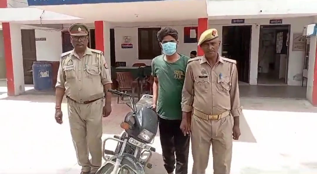 Police team drove in Saharanpur