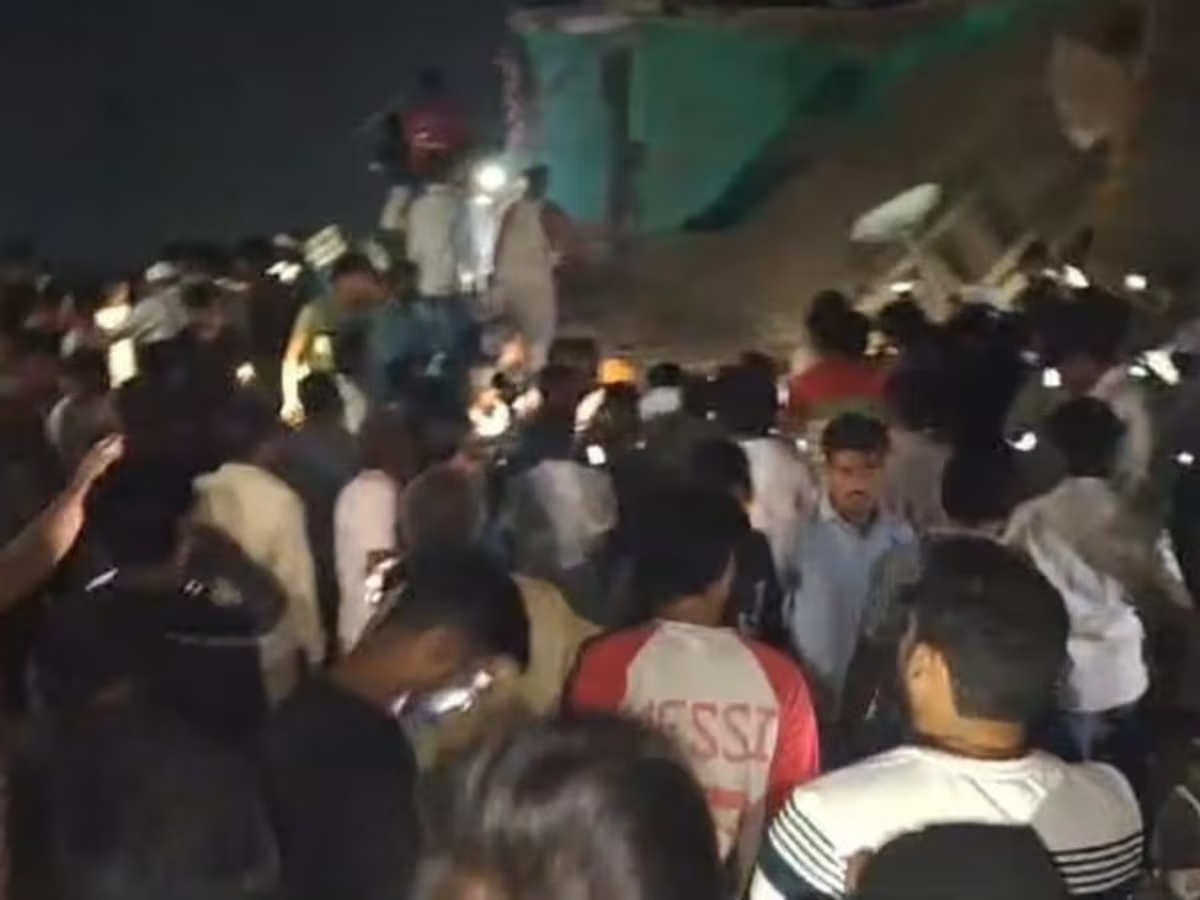 House collapses due to cylinder explosion in Bulandshahr, UP
