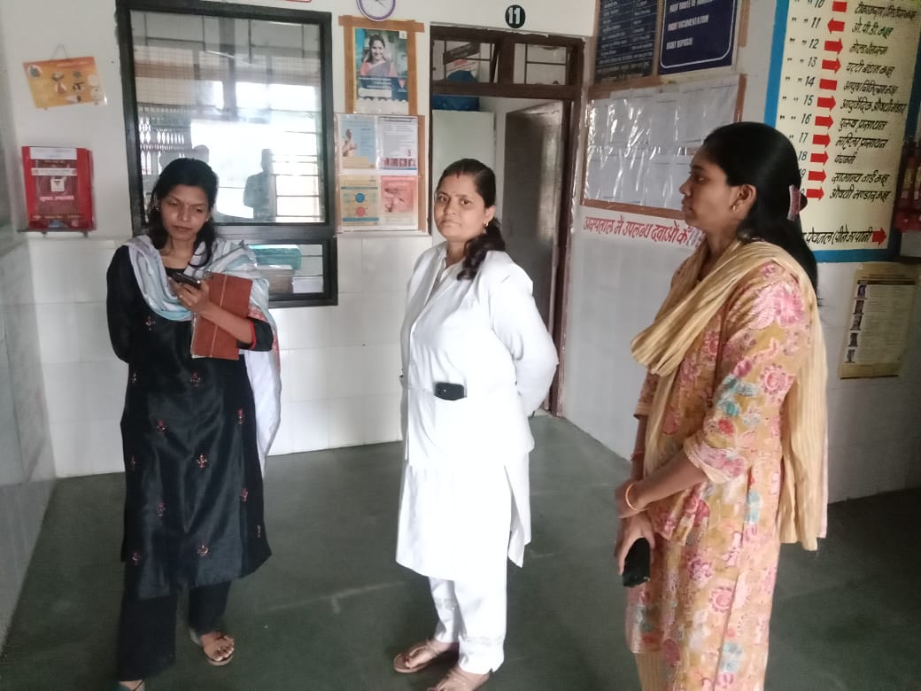 Newly arrived BMO Dr. Ritu Dhurve inspected to provide better health facilities to the villagers