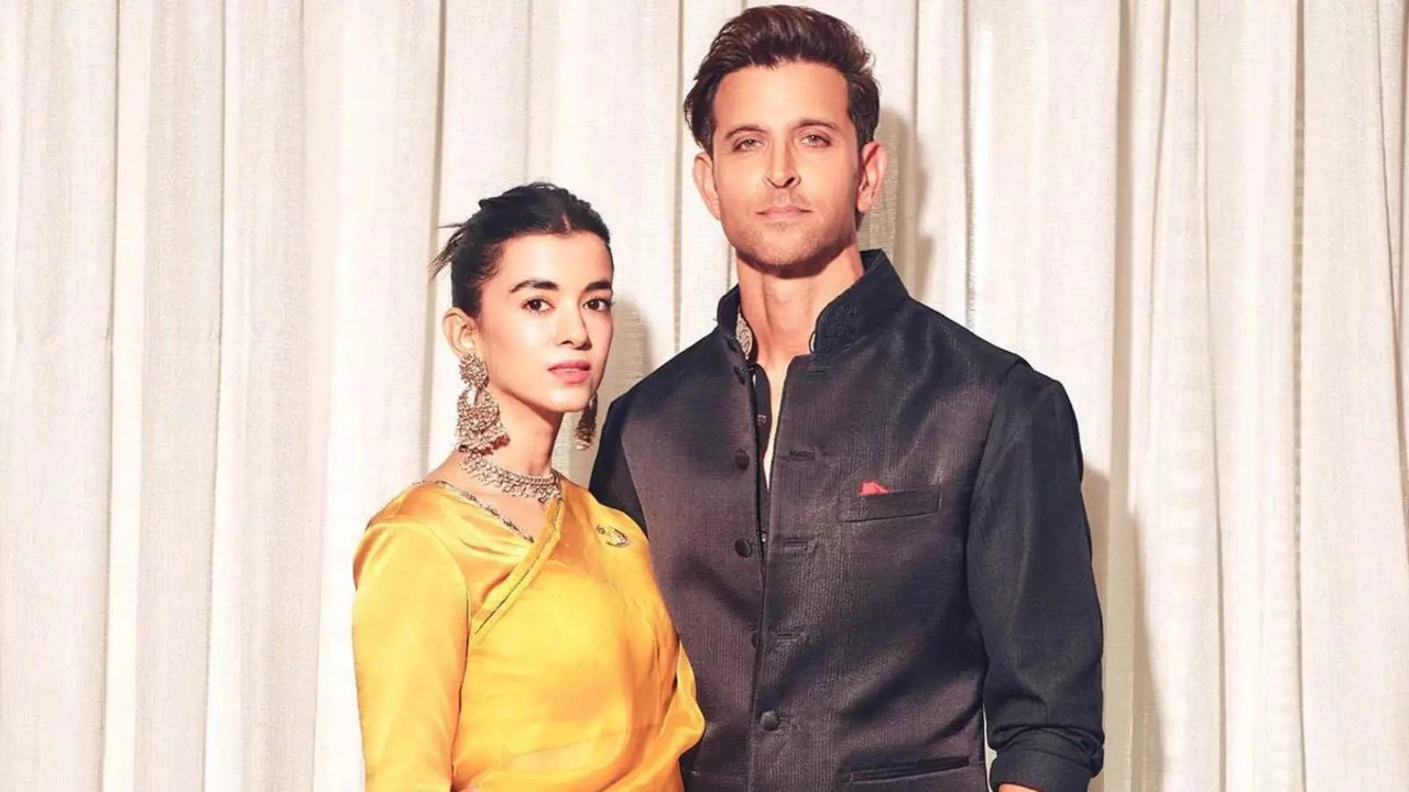 Hrithik and Saba seen going on a movie date