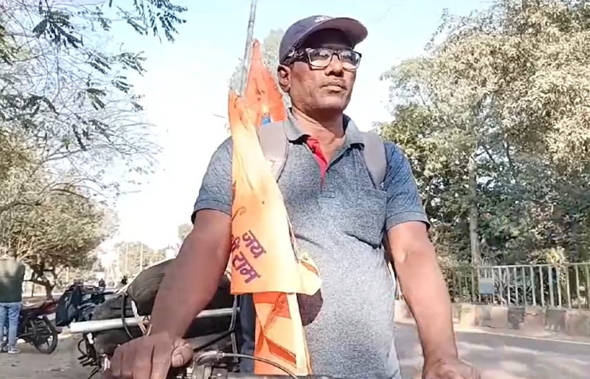 Ram devotee started traveling from Katni to Ayodhya on bicycle