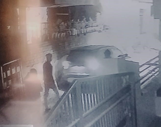Public distressed: Masked thieves keep breaking locks in the city