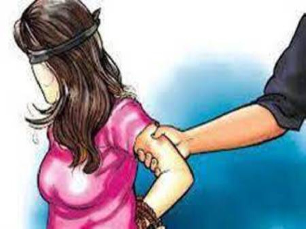 In Bihar, goons entered the house and molested the girls