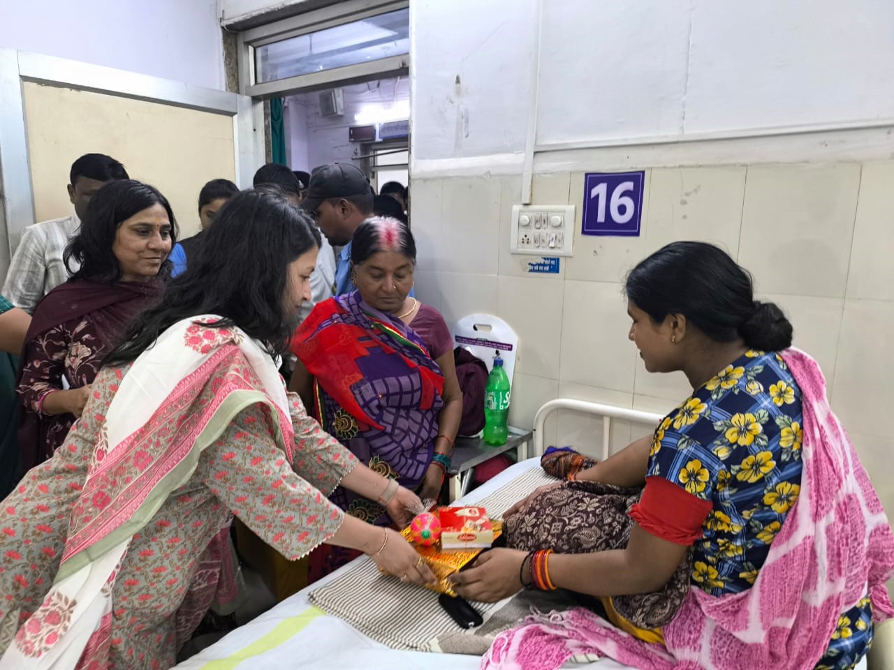 Collector along with his wife visited Bal Griha and District Hospital and shared the joys of Deepawali