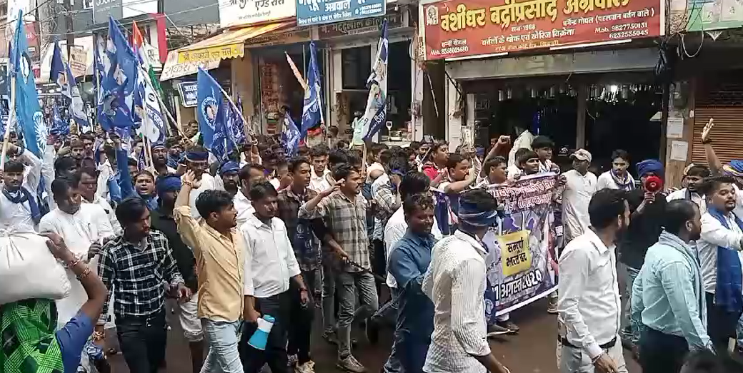 Bharat Bandh in protest against SC/ST reservation in Shivpuri