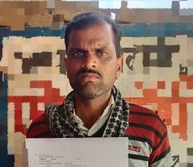 Non-applicants are refusing to thresh the paddy crop worth lakhs kept in the field