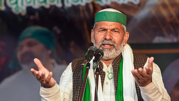 In the Mahapanchayat, Rakesh Tikait gave the mantra of staying united