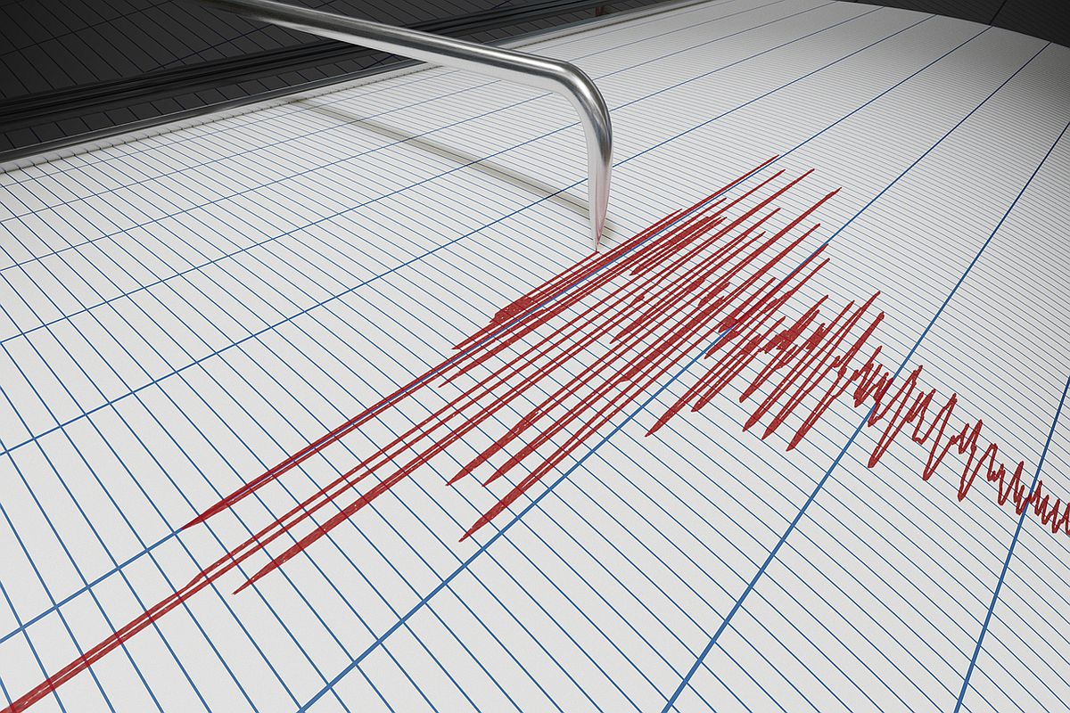 Strong earthquake jolts Gujarat's land