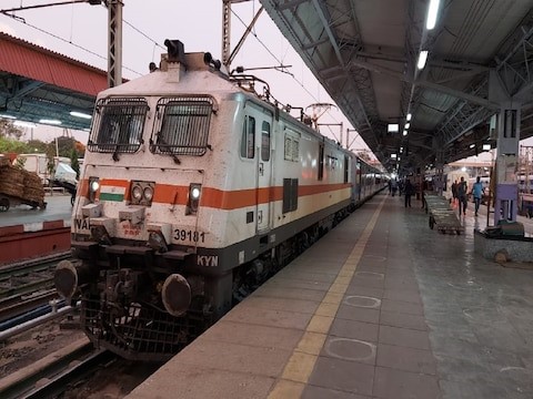 These special trains started for Diwali-Chhath Puja