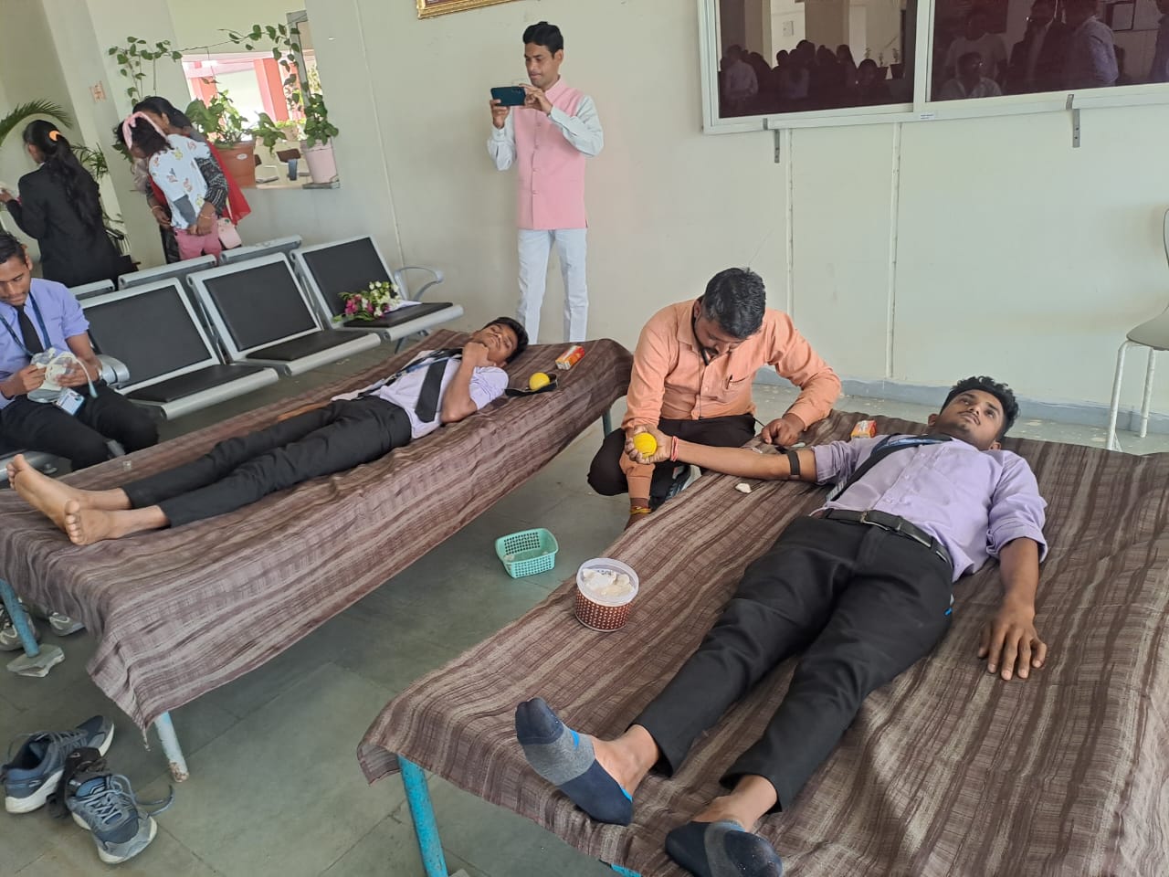 Blood donation camp organized in Barwani District Hospital