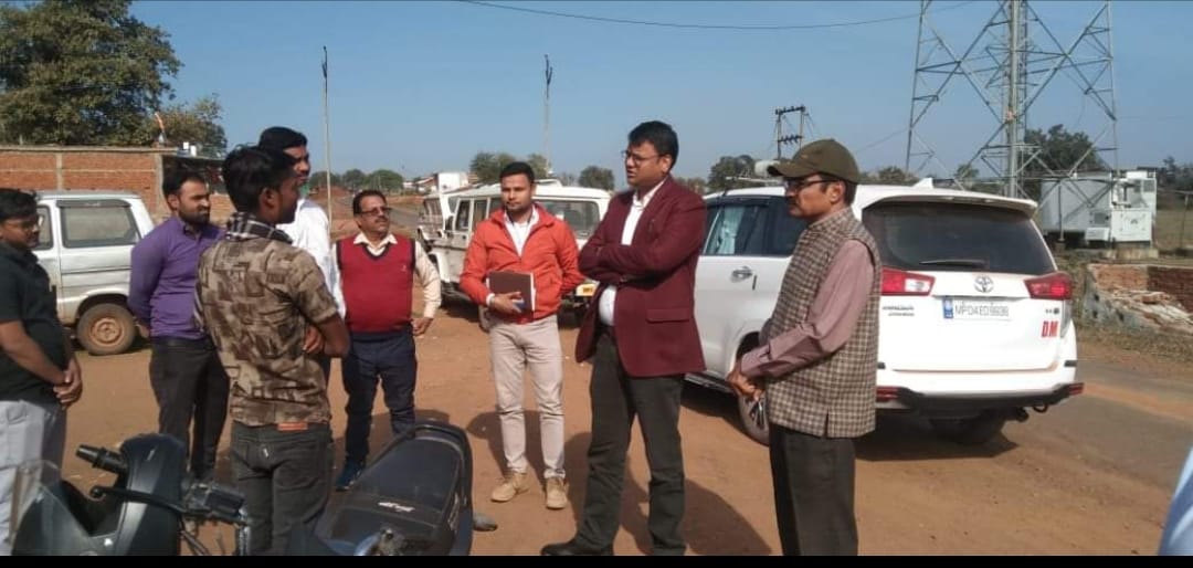 Collector Mayank Aggarwal suddenly reached Sailwara
