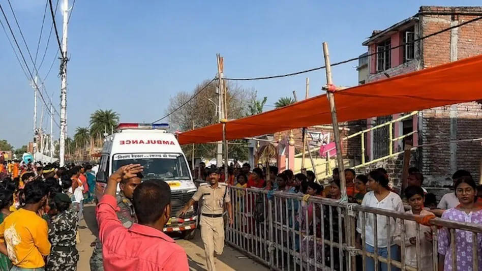Stampede outside Ashok Dham Temple causes major accident
