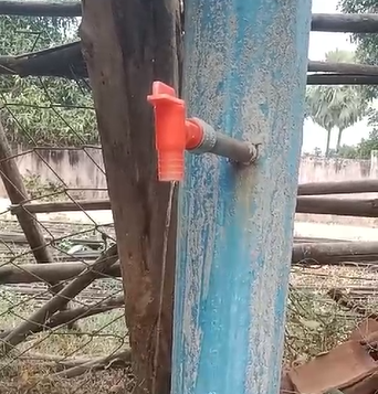 Waiting for water since 16 days in Ullur village of Bijapur